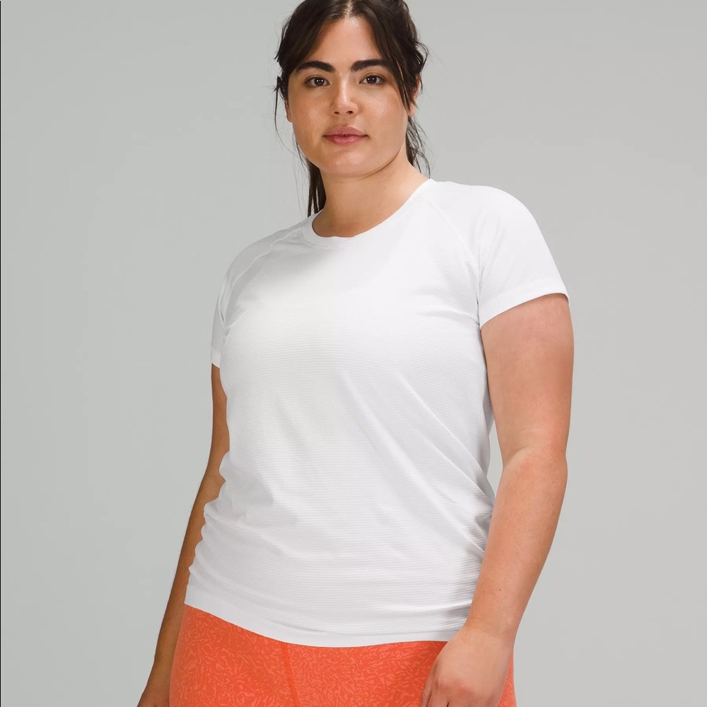 Lululemon Swiftly Tech Short Sleeve Shirt 2.0, 2, White